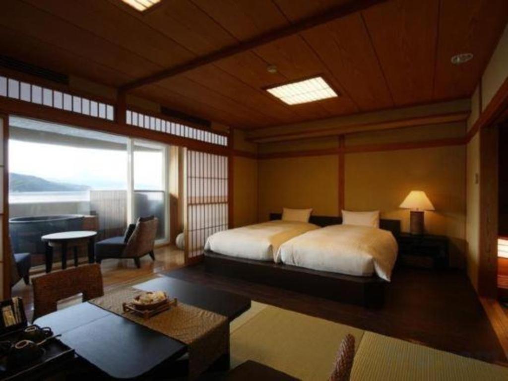 Luxury Wa Hotel Kaze No Kaori Ito  Exteriör bild