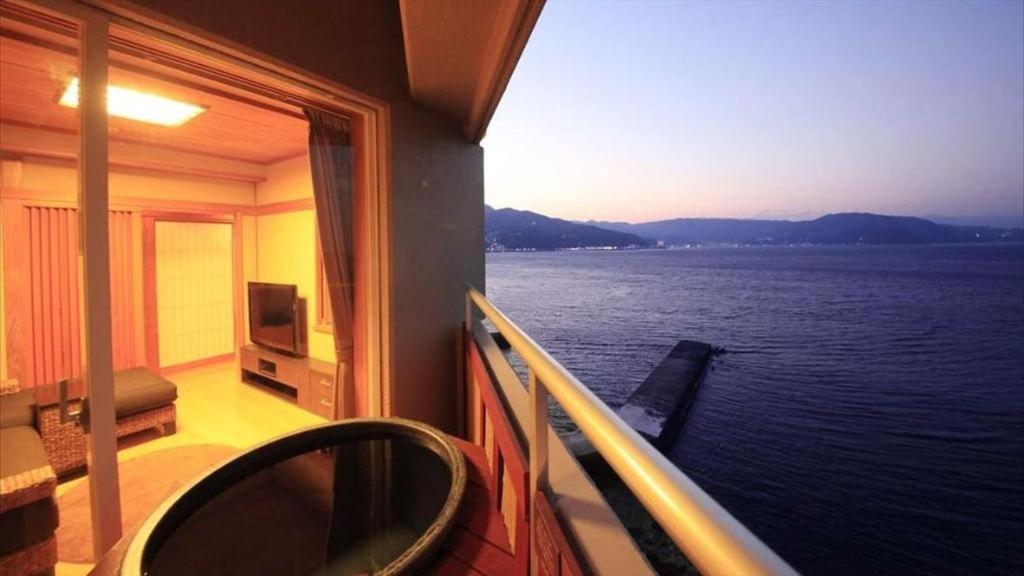 Luxury Wa Hotel Kaze No Kaori Ito  Exteriör bild